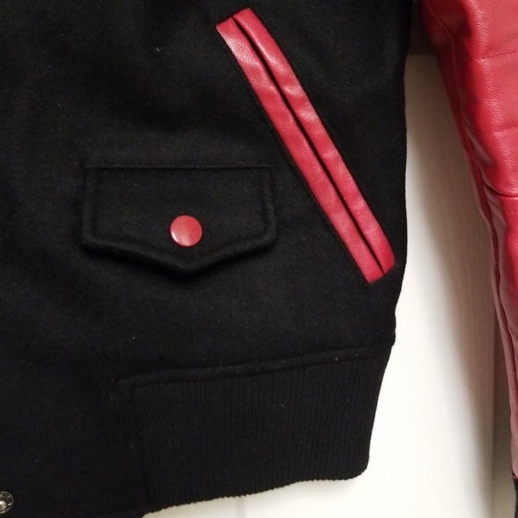 Jacket - Picture 3 of 4